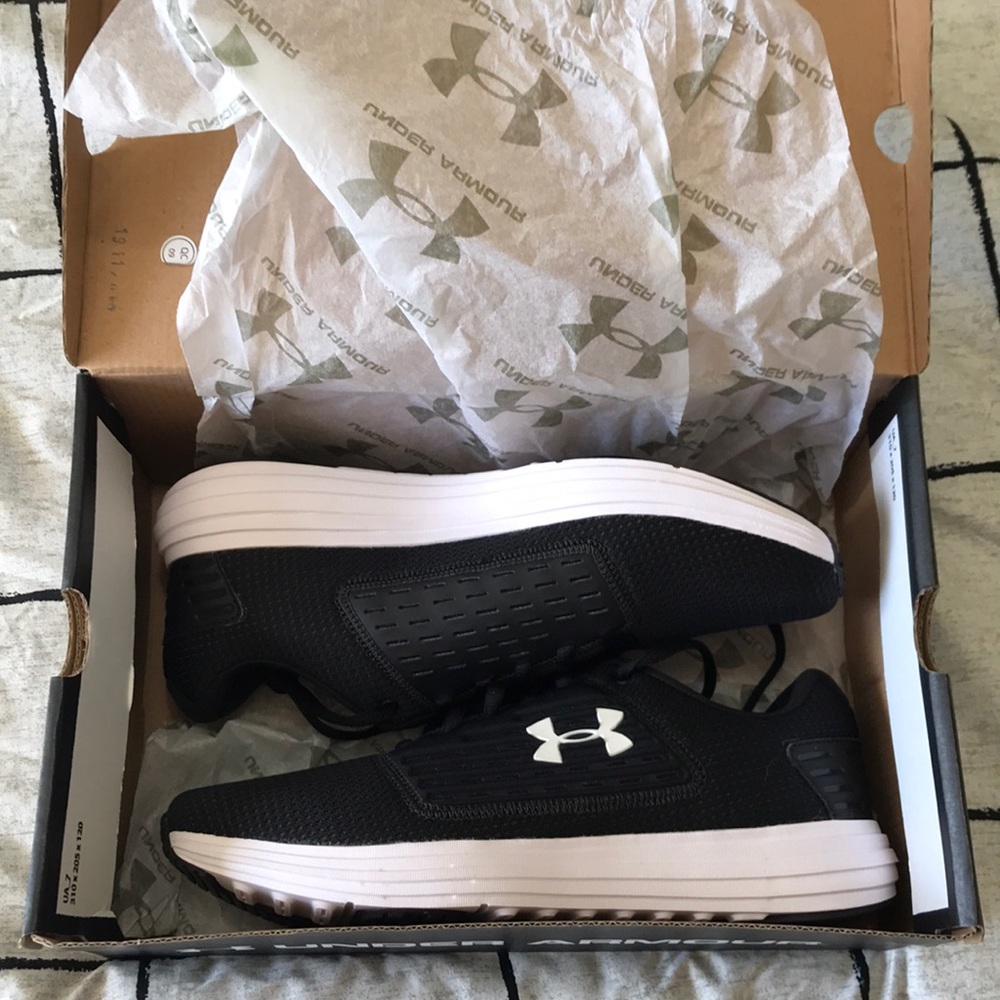 Brand new tennis shoes